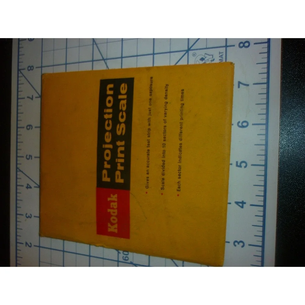 Kodak Projection Print Scale Darkroom Tool Yellow Vintage Excellent Condition
